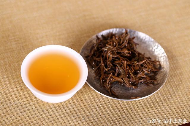 金骏眉茶叶冲泡温度(金骏眉茶叶冲泡温度多少合适) 第1张