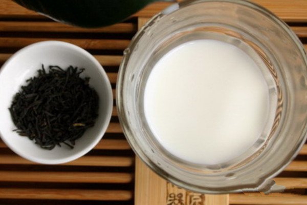 煮奶茶用什么茶叶好(煮奶茶用什么茶比较好) 第2张